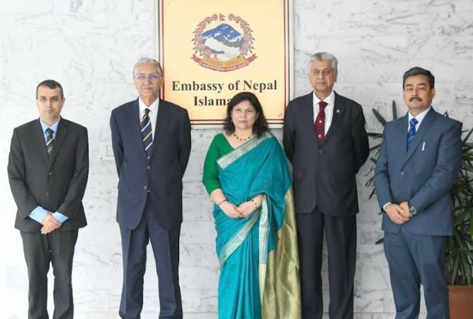 President’s representatives visit Nepal Embassy to convey solidarity