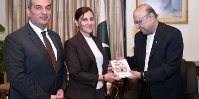 Outgoing Azerbaijan Ambassador pays farewell call on President Zardari