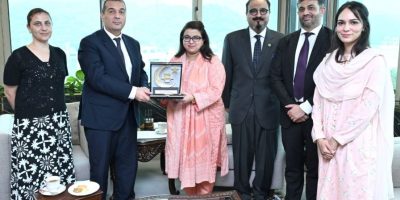 Shaza Fatima meets Azerbaijan’s outgoing ambassador