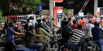 ECC okays revision in dealers' margins, petroleum dealers call off strike