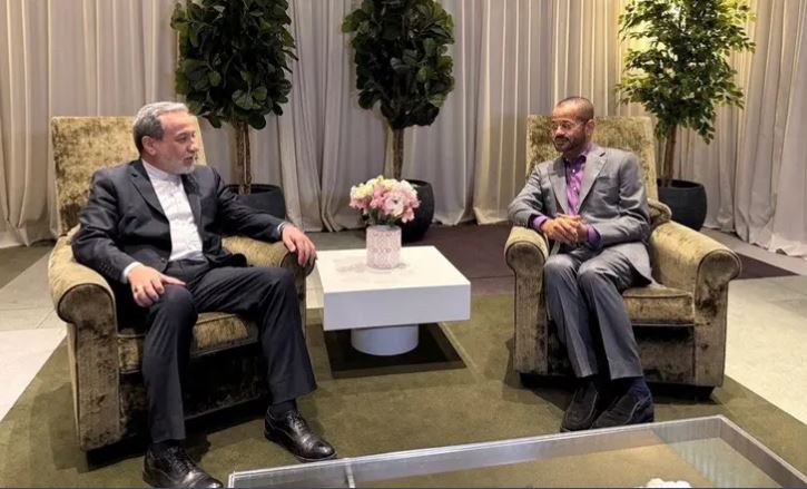 Iran, Oman discuss resuming talks, Strait of Hormuz navigation