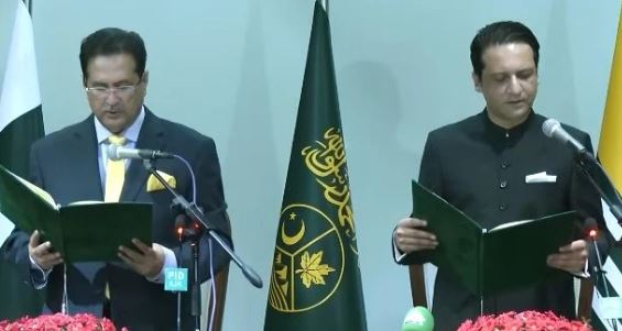 PML-N's Iftikhar Gilani sworn in as 17th prime minister of AJK