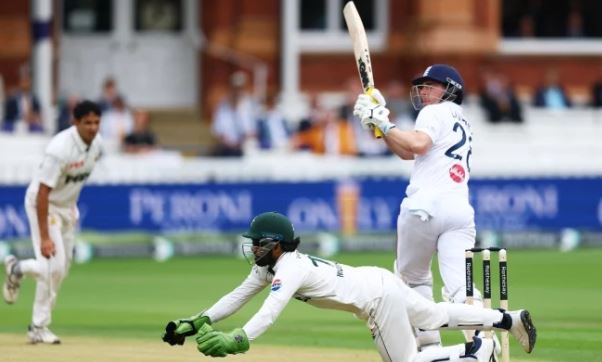 England build dominant 342-run lead over Pakistan in Lord's Test