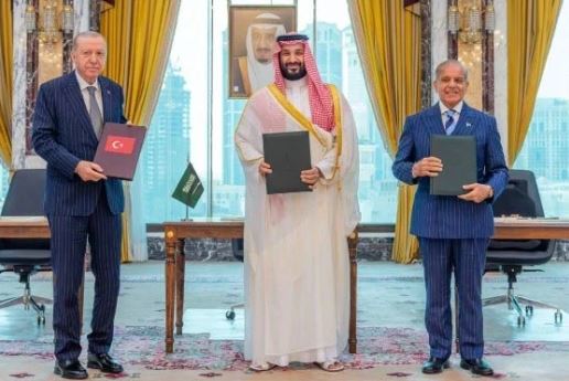Pakistan, Saudi Arabia and Turkiye to hold first defence pact meeting tomorrow: source