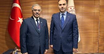 D-8 Secy-General meets Turkish Industry Minister in Istanbul