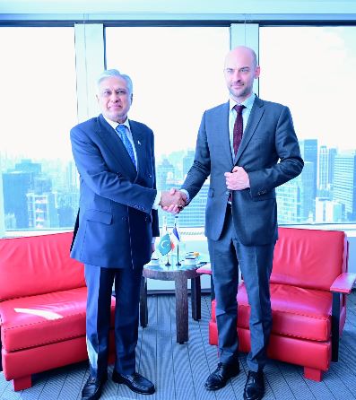 Dar meets French minister in New York