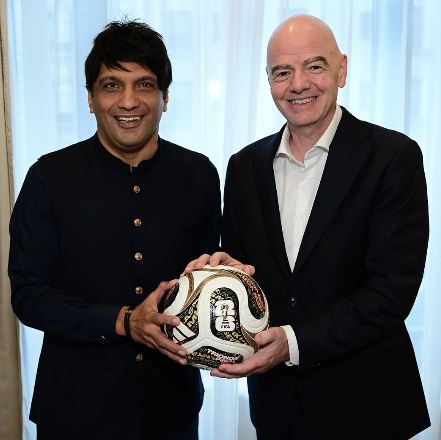 FIFA President backs Mohsen Gilani’s vision for Pakistan football