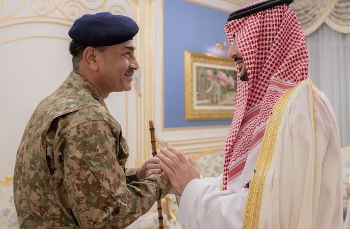 Field Marshal Asim Munir meets Saudi Defense Minister 