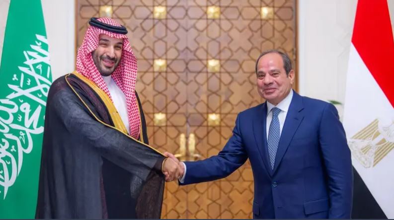 Egypt backs Saudi security as leaders call for free navigation through key straits