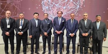 Aurangzeb outlines economic progress at JP Morgan Conference