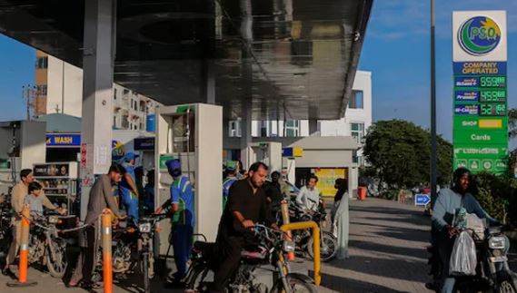 Govt sets June 2027 target for deregulation of petrol price