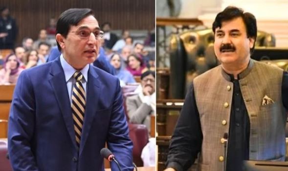 PTI KP leader urges party to further postpone long march, warns of emergency risk