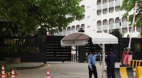 Pak rejects India's claims on Kashmir, reaffirms disputed status