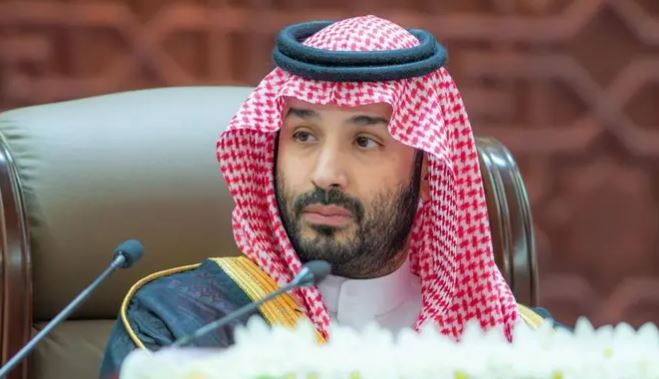 Saudi Crown Prince vows ‘decisive’ response to threats, urges regional de-escalation