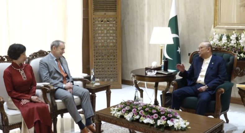 President receives credentials from French and Saudi envoys