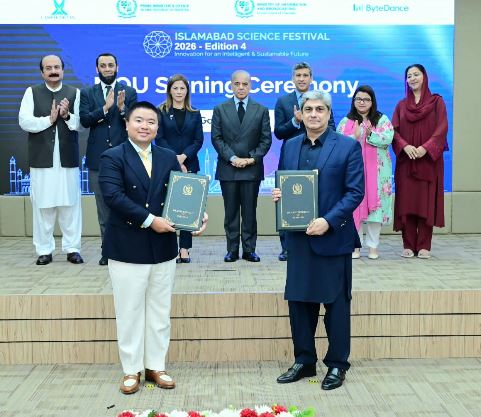 PM welcomes Gauth AI initiative to support students, teachers