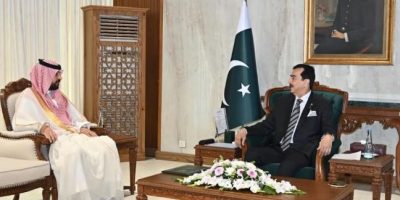Gilani Calls for Stronger Defence, Trade and Investment Ties with Saudi Arabia