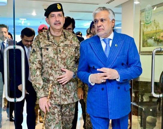 Chief of strategic command calls on Ishaq Dar