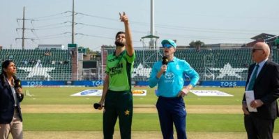 England opt to field first against Pakistan in second ODI tri-series match