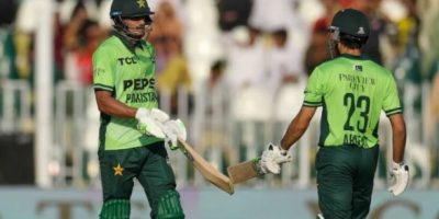 Hasan Nawaz, Arafat Minhas fifties lift Pakistan to 302 against England