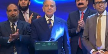 PM Shehbaz launches scheme to distribute 500,000 Chromebooks to students