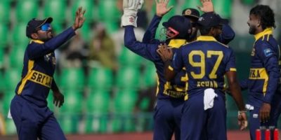 Tri-series: Sri Lanka beat Pakistan by eight wickets to reach final
