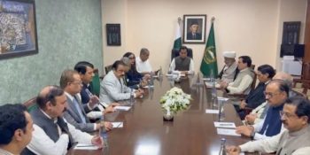 Govt, opposition conclude first round of talks as PTI adamant on holding Oct 4 Islamabad march